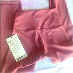 Lululemon crop leggings new with tag size 2